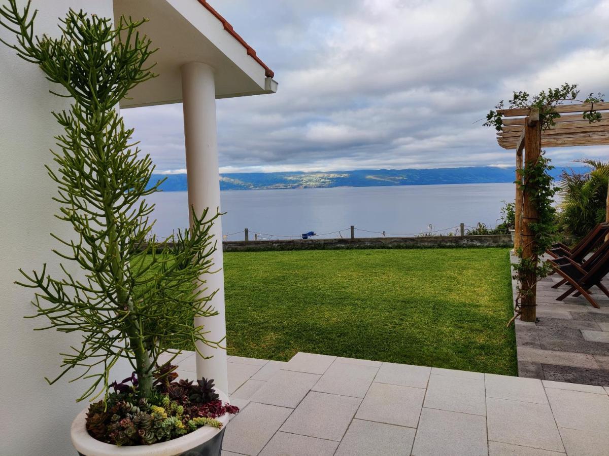 Urzelina Casa D'Avo Guesthouse And Apartment מראה חיצוני תמונה